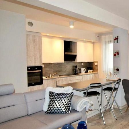 Apartament Lilla Jelenia Góra Buitenkant foto