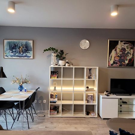 Apartament Lilla Jelenia Góra Buitenkant foto